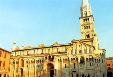  Duomo di Modena 