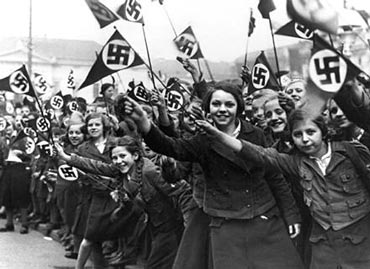  Naziste della Gioventù hitleriana (Hitlerjugend) 