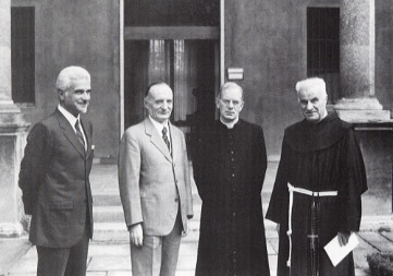  Mons. Selis con Giuseppe Lazzati e P. Agostino Gemelli 