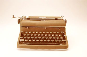  Portable Typewriter 